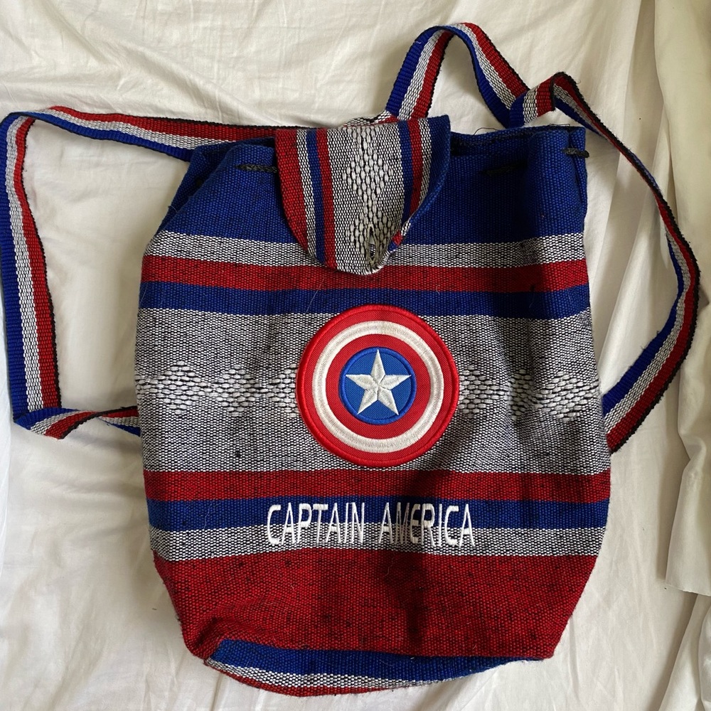 ❤️💙captain america stitched backpack!✨